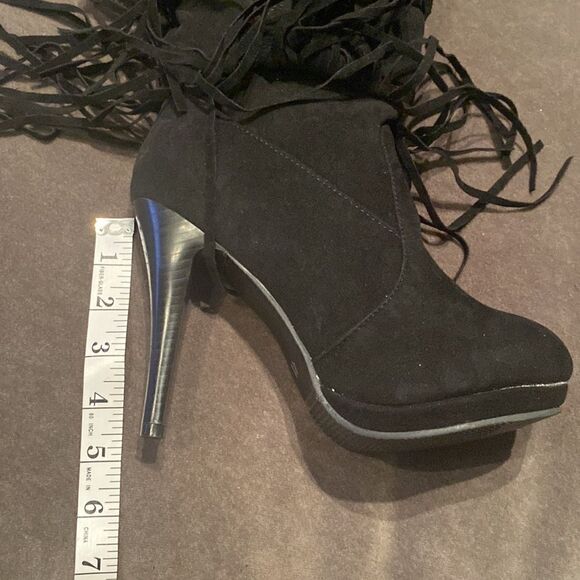 Women’s Black Fringed Tassel Faux Suede HighHeel KneeHigh Boot Size 41 (10.5 US) - Picture 7 of 14